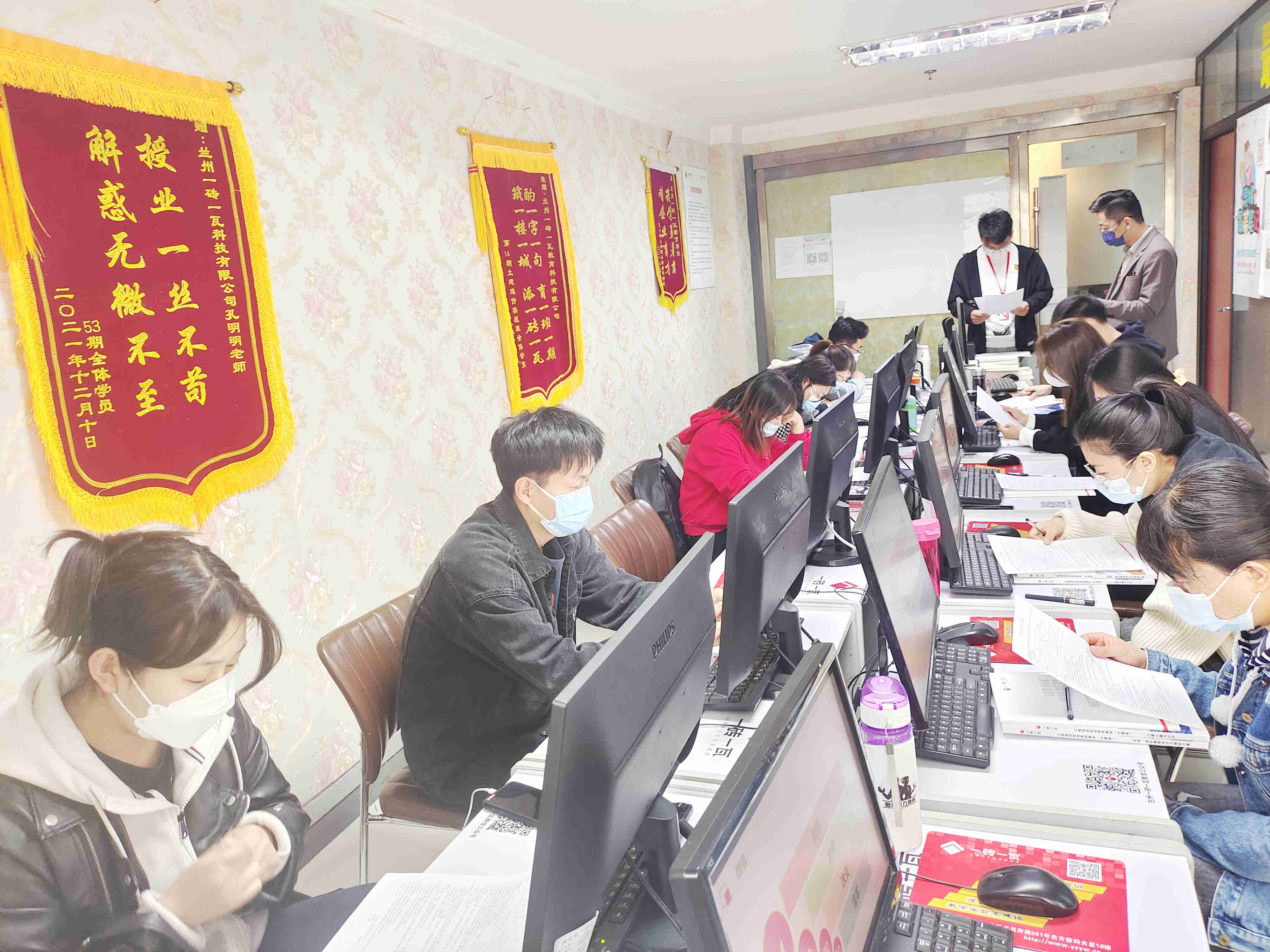 微信图片_20220316093450_副本.jpg
